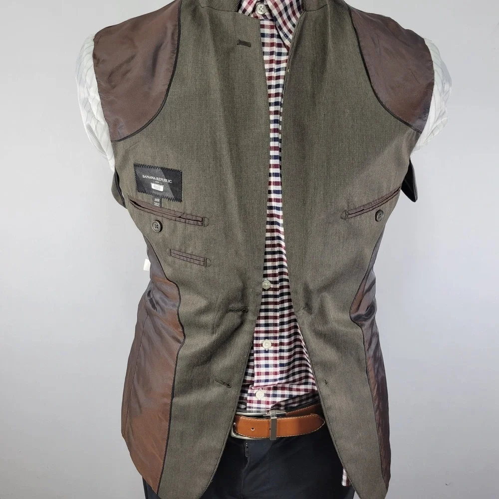 Banana Republic Men's Sport Coat Blazer Two Button Brown Poly‎ Blend 38R